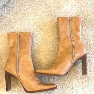 Steve Madden rustic camel color leather ankle boot